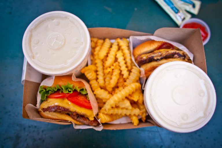 Junk food : pourquoi faut-il l’éviter absolument ?