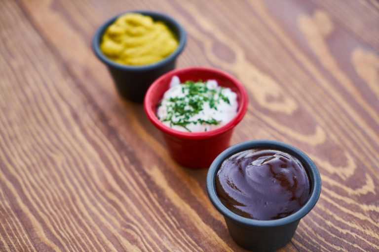 Faut-il bannir les sauces industrielles ?